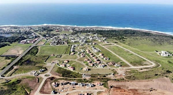  Bedroom Property for Sale in Kidds Beach Eastern Cape